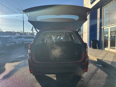 Used 2023 Subaru Forester Limited image 62