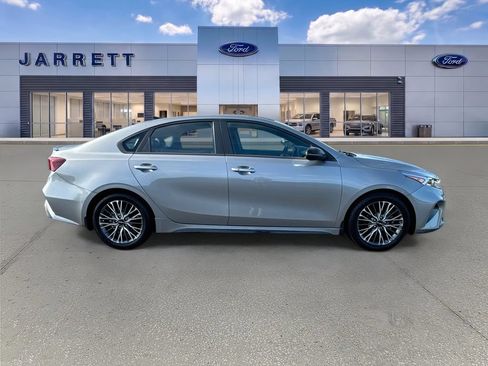 Used 2023 Kia Forte GT-Line FWD image 8