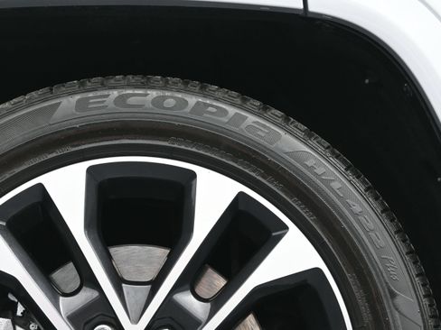 Used 2022 Jeep Grand Cherokee L Overland AWD/4WD image 45