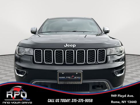 Used 2017 Jeep Grand Cherokee Limited image 8