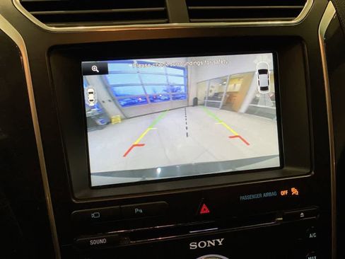 Used 2016 Ford Explorer Sport w/ Equipment Group 401A image 19