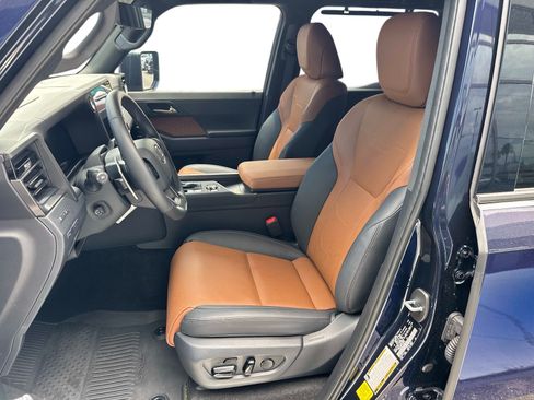 Certified 2026 Lexus GX 550 w/ Cold Area Package AWD/4WD image 22
