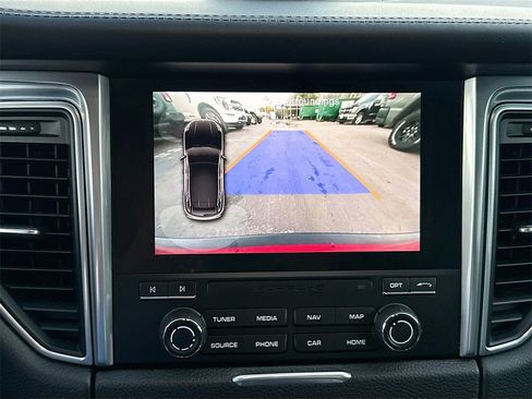 Used 2018 Porsche Macan GTS w/ Premium Package Plus image 15