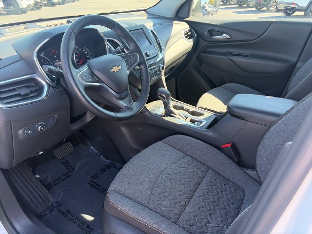 Used 2024 Chevrolet Equinox LT AWD/4WD image 25