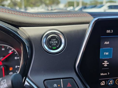 Used 2020 Chevrolet Blazer RS FWD image 31