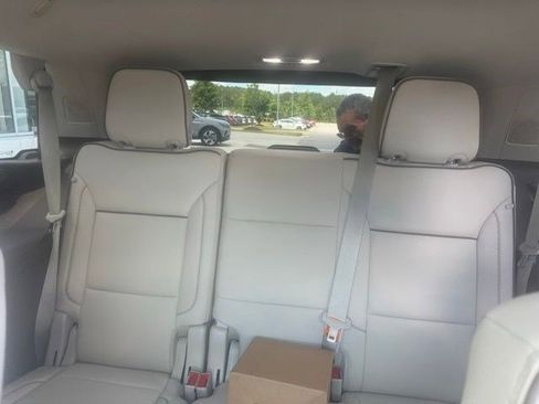 Used 2024 GMC Yukon Denali w/ Denali Reserve Package AWD/4WD image 14