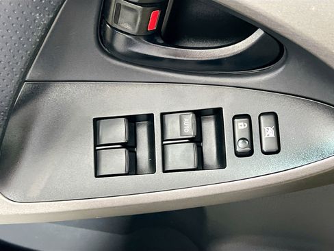 Used 2012 Toyota RAV4 4WD w/ Upgrade Value Pkg image 15