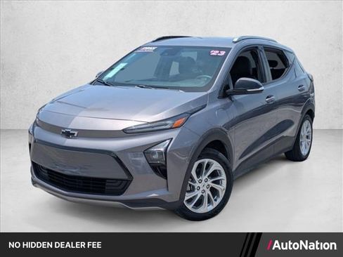 Used 2023 Chevrolet Bolt EUV LT w/ Driver Confidence Package FWD image 1