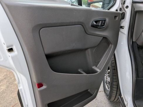 Used 2021 Ford Transit 250 Low Roof RWD image 5