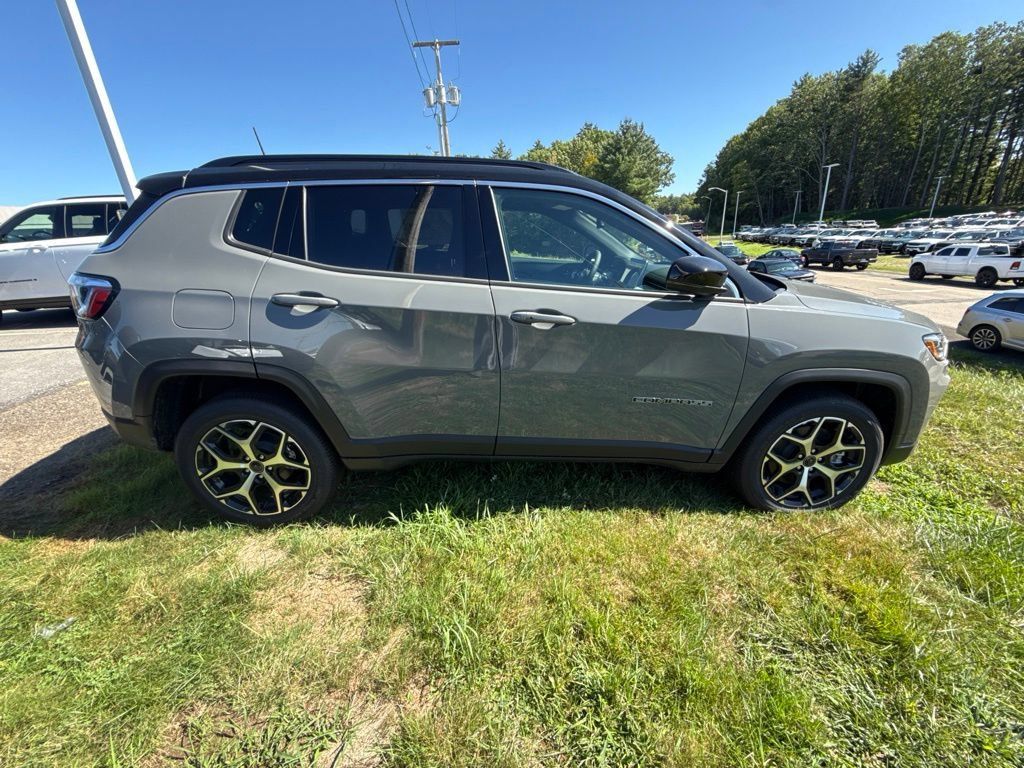 New 2026 Jeep Compass Limited AWD/4WD image 6