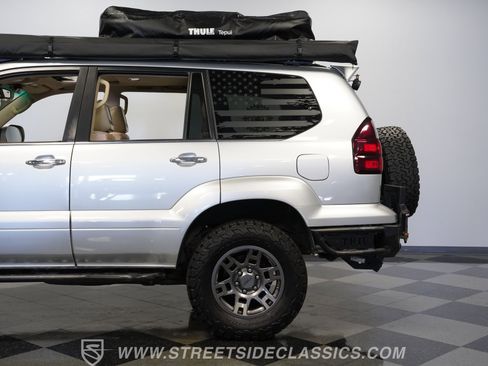 Used 2008 Lexus GX 470 w/ Preferred Accessory Pkg image 24