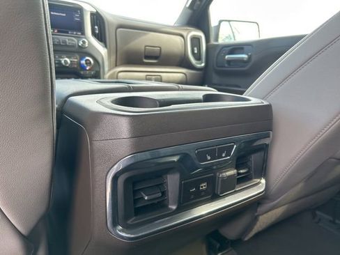 Used 2021 GMC Sierra 1500 SLT w/ SLT Premium Plus Package AWD/4WD image 18
