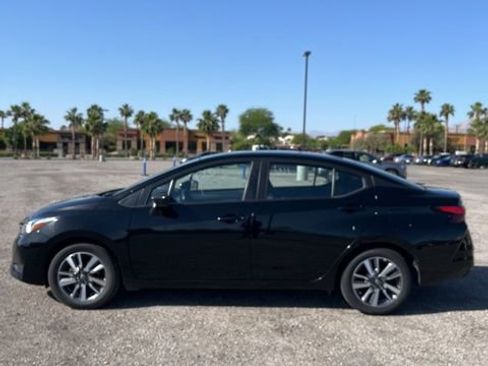 Used 2024 Nissan Versa SV FWD image 6