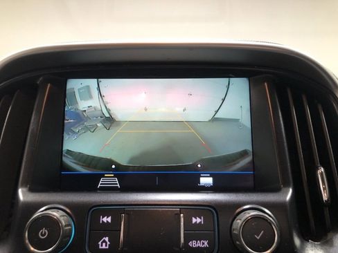 Used 2021 Chevrolet Colorado LT image 29