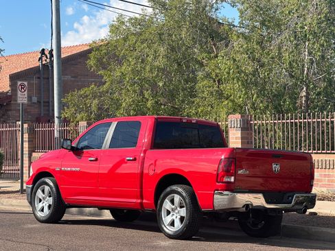 Used 2012 RAM 1500 Big Horn image 4
