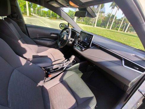 Used 2020 Toyota Corolla SE FWD image 35