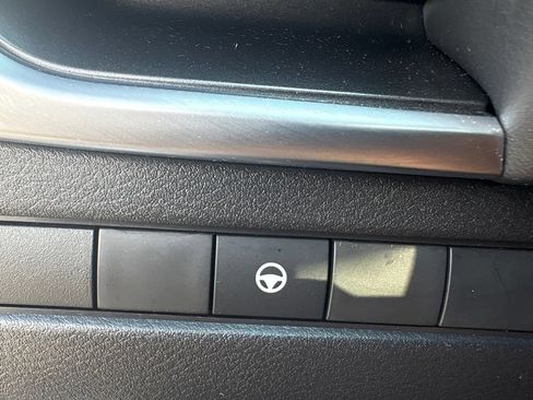 Used 2023 Nissan Rogue SV w/ SV Premium B Package AWD/4WD image 18