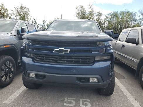 Used 2020 Chevrolet Silverado 1500 RST image 2
