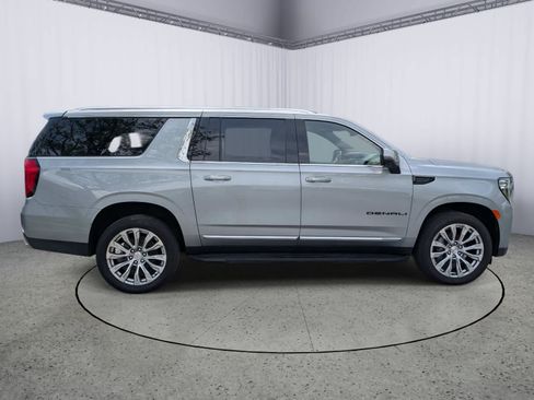 Certified 2024 GMC Yukon XL Denali AWD/4WD image 2