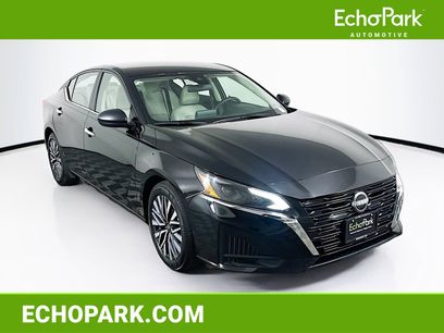Used 2025 Nissan Altima 2.5 SV