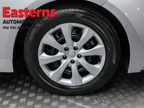 Used 2024 Toyota Corolla LE image 31