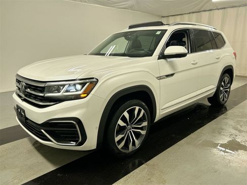 Certified 2023 Volkswagen Atlas SEL Premium image 7