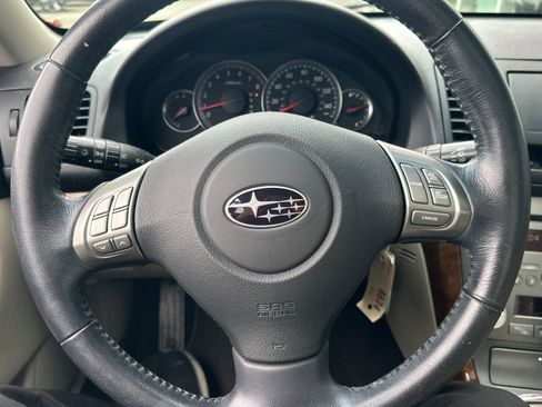 Used 2009 Subaru Legacy 2.5i Limited AWD/4WD image 19