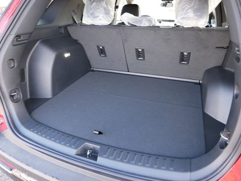 New 2026 Chevrolet Equinox RS w/ Convenience Package III image 10