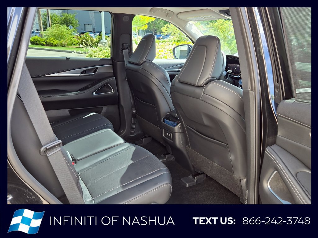 Certified 2026 INFINITI QX60 Luxe w/ Cargo Package AWD/4WD image 18