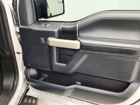 Used 2019 Ford F150 Raptor w/ Equipment Group 801A Mid image 23