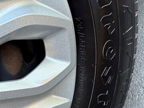 Used 2018 Ford Transit 150 XL image 65