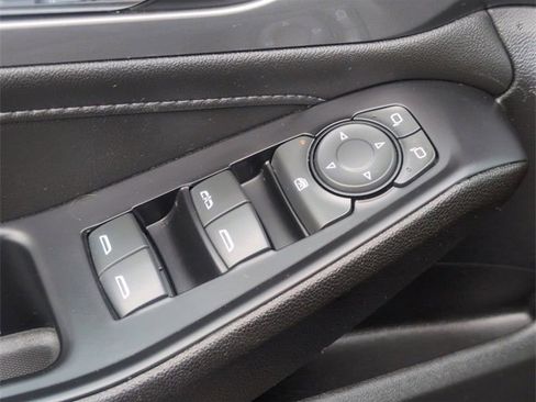 Certified 2023 Chevrolet Traverse LT image 22