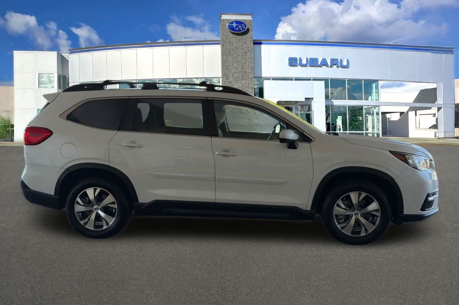 Used 2019 Subaru Ascent Premium w/ Popular Package #3 AWD/4WD image 6