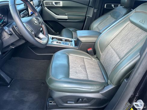 Used 2022 Ford Explorer Timberline image 11