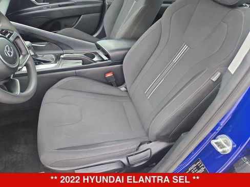 Used 2022 Hyundai Elantra SEL FWD image 15