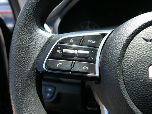 Used 2023 Kia Seltos LX AWD/4WD image 14