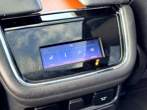 Used 2024 Lincoln Navigator Reserve image 23