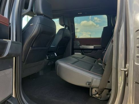 Used 2022 Ford F150 Lariat AWD/4WD image 11