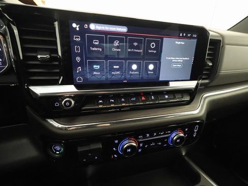 Used 2023 GMC Sierra 1500 SLT w/ SLT Premium Plus Package image 17