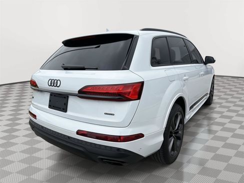 Certified 2025 Audi Q7 3.0T Premium Plus AWD/4WD image 5