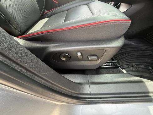 Used 2022 Buick Envision Essence w/ Sport Touring Package AWD/4WD image 15