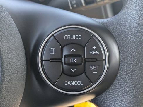 Used 2021 Kia Soul LX image 22