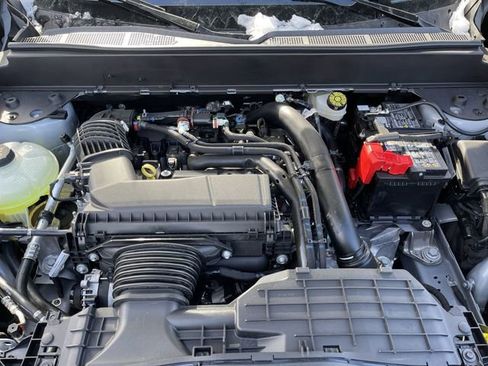 New 2026 Ford Maverick Lariat w/ Black Appearance Package image 12