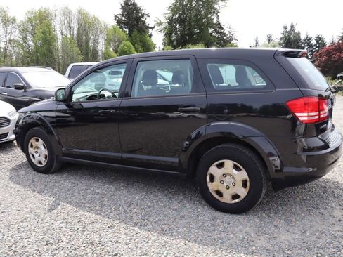 Used 2010 Dodge Journey SE w/ Flexible Seating Group FWD image 3