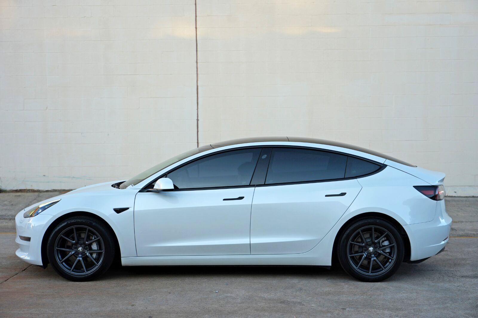 Used 2023 Tesla Model 3 Standard Range RWD image 55