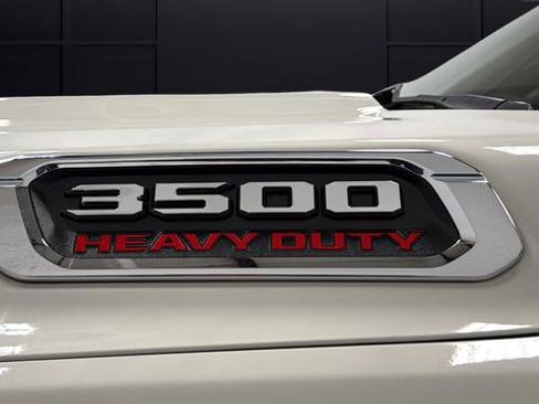Used 2022 RAM 3500 Laramie AWD/4WD image 47