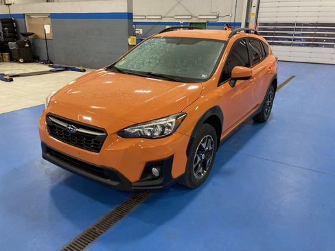 Used 2018 Subaru Crosstrek 2.0i Premium image 3
