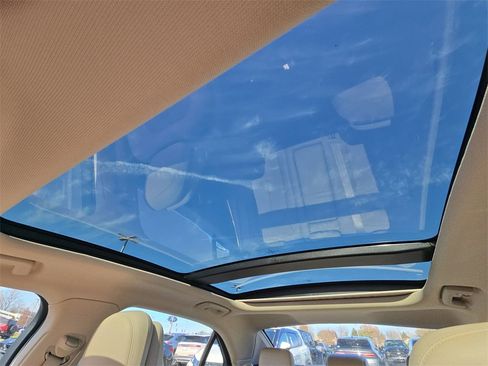 Used 2018 Lincoln Continental Reserve image 27