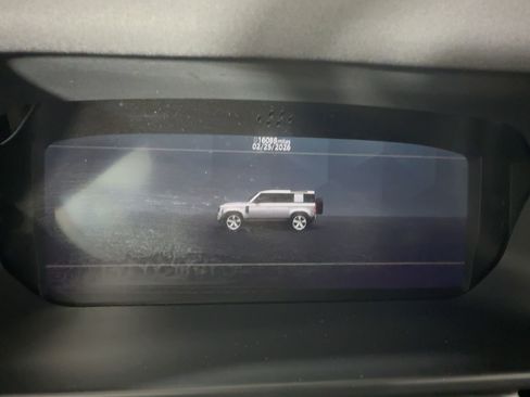 Used 2023 Land Rover Defender 110 S image 18