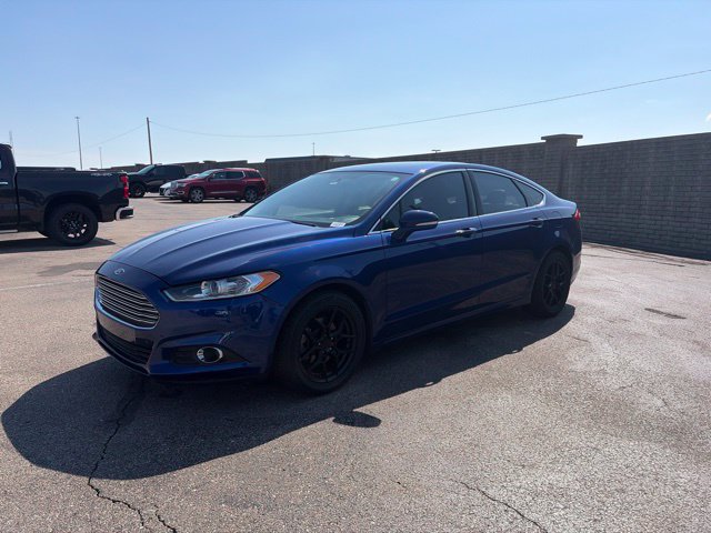 Used 2015 Ford Fusion SE w/ Equipment Group 202A FWD image 3